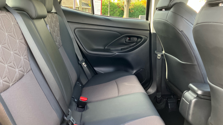 Toyota Yaris Cross 1.5 Hybrid Excel 5dr CVT Hybrid Estate